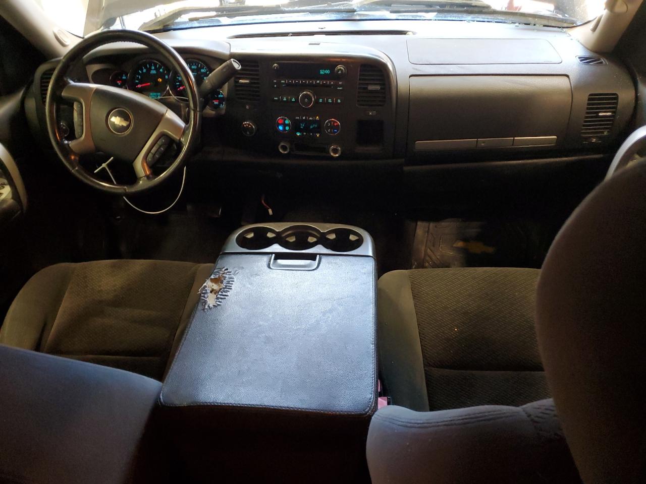 2007 Chevrolet Silverado - Image 8