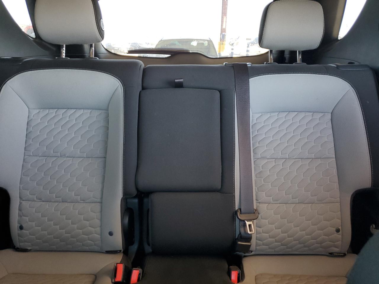 2020 Chevrolet Equinox - Image 10
