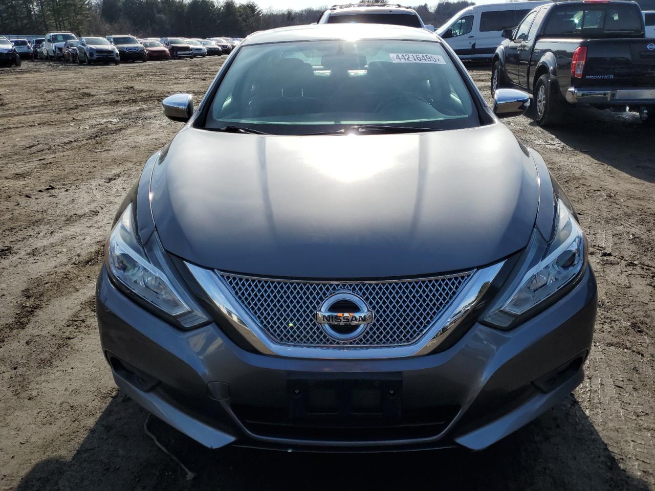 2017 Nissan Altima - Image 5