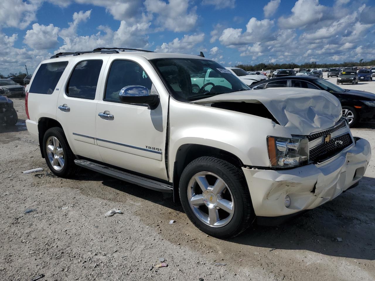 2012 Chevrolet Tahoe - Image 4