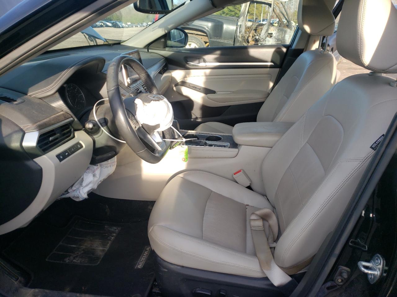 2019 Nissan Altima - Image 7