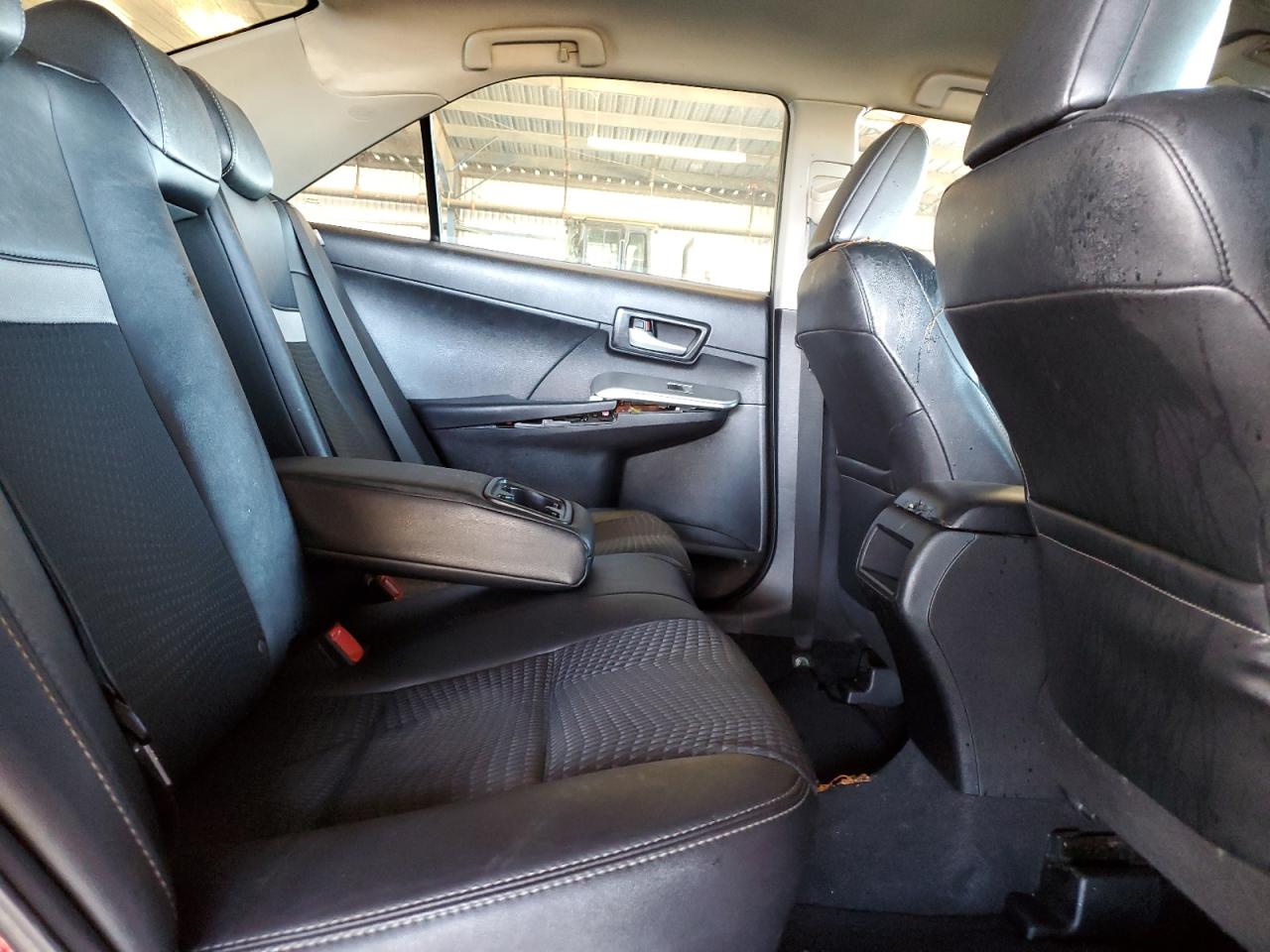 2013 Toyota Camry - Image 10