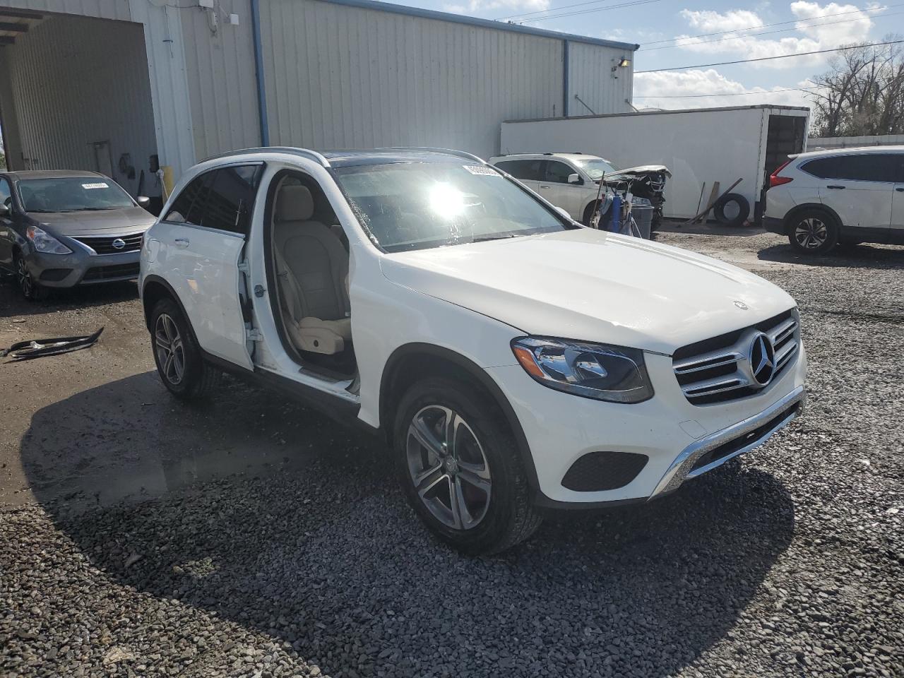 2017 Mercedes-Benz GLC - Image 4