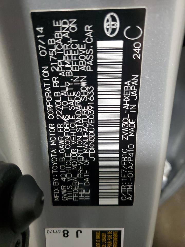 2014 Toyota Prius - Image 14