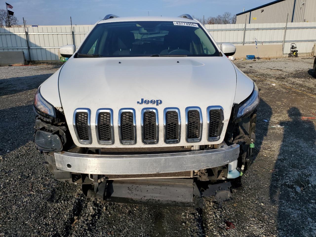 2016 Jeep Grand Cherokee - Image 5