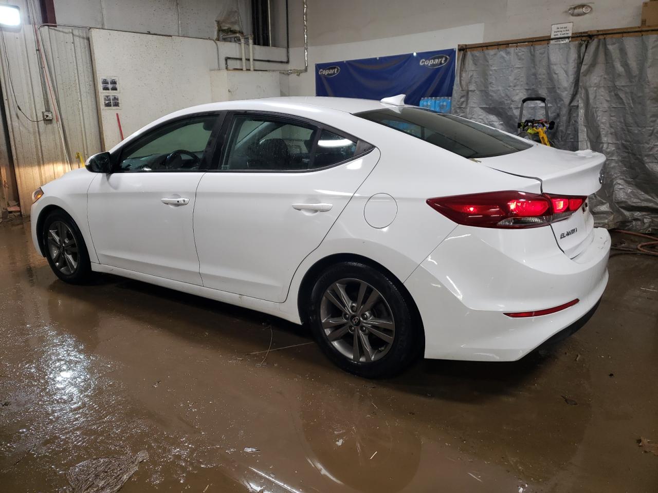 2018 Hyundai Elantra - Image 2