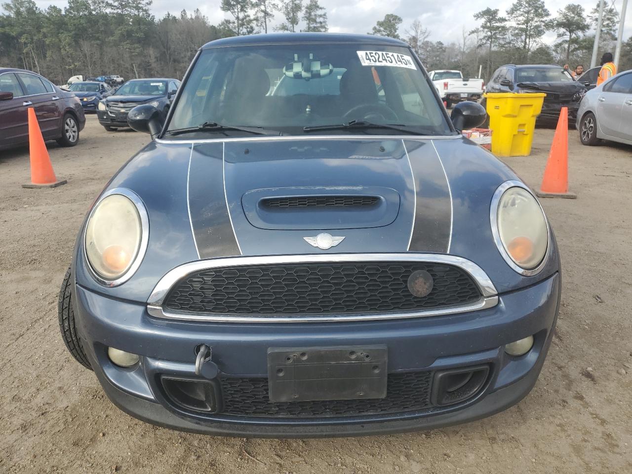 2011 MINI Cooper - Image 5