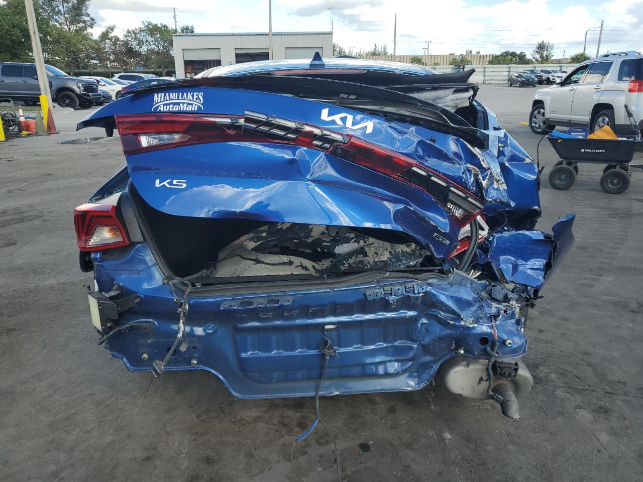 2023 Kia K5 - Image 6