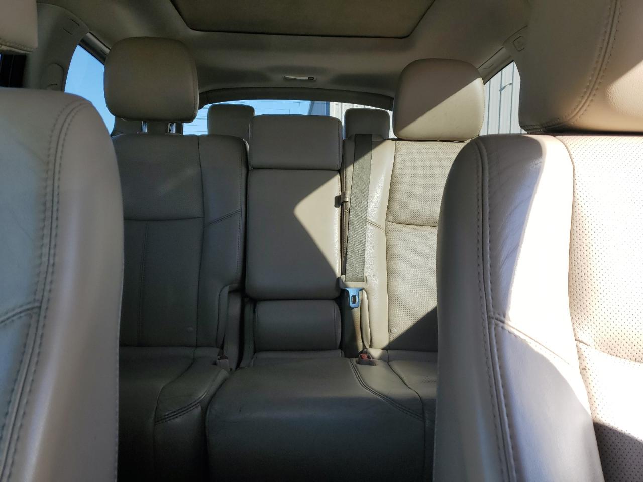 2014 Nissan Pathfinder - Image 10