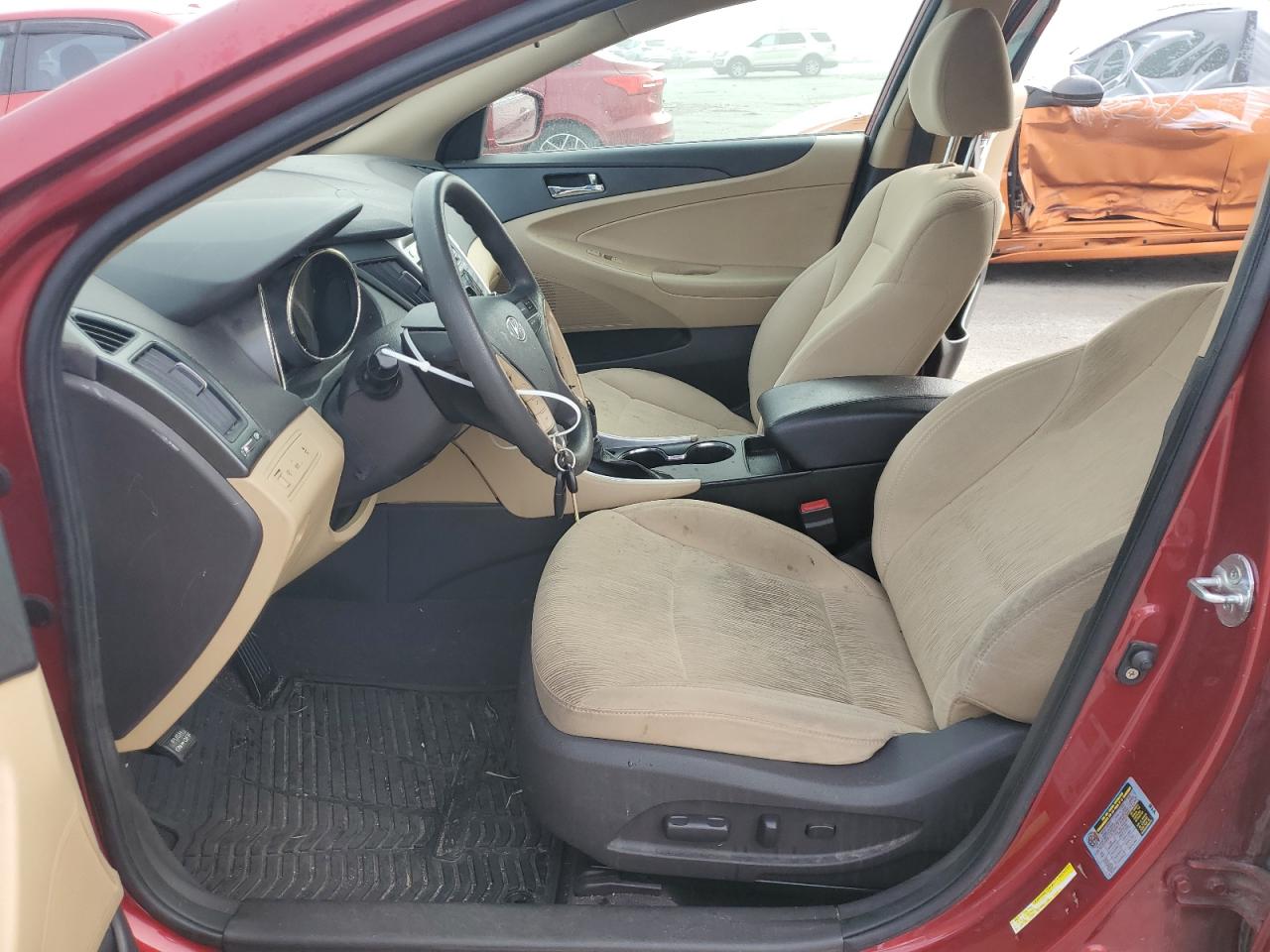 2011 Hyundai Sonata - Image 7