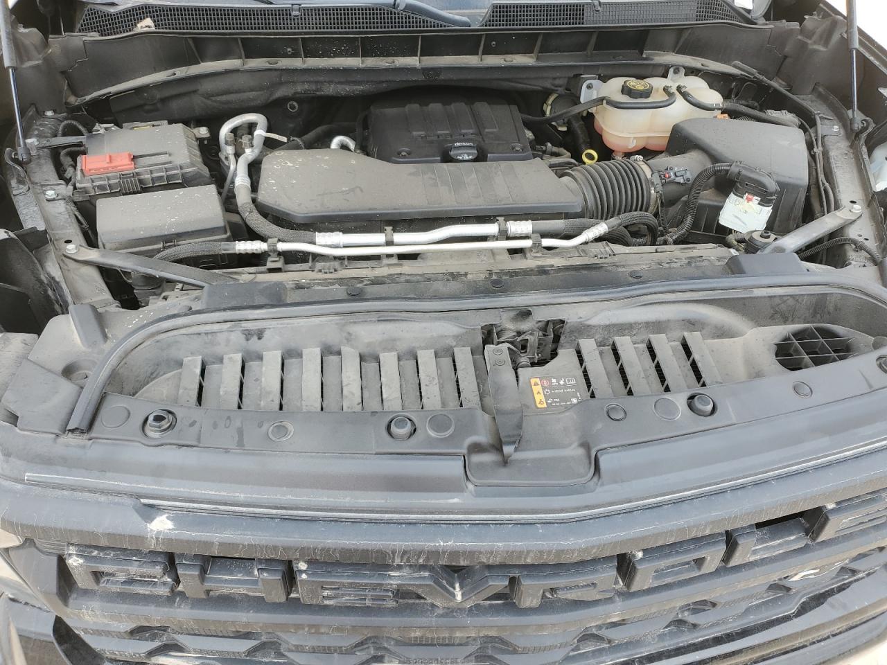 2023 Chevrolet Silverado - Image 12