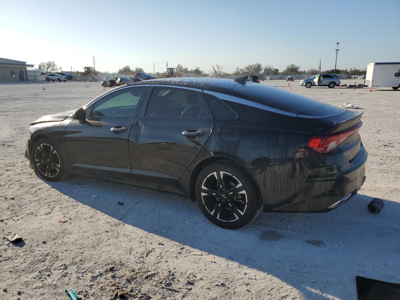 2023 Kia K5 - Image 2