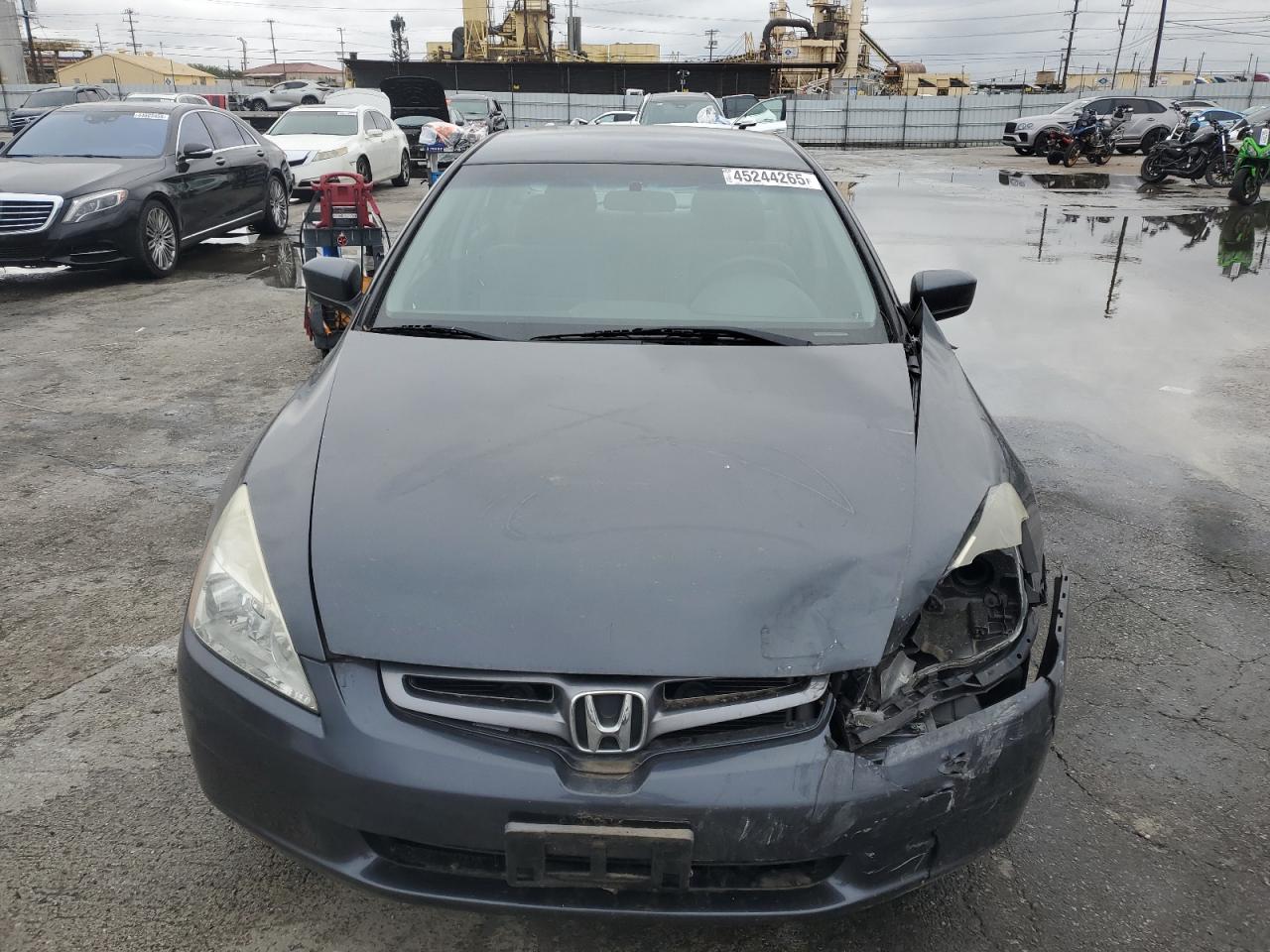2005 Honda Accord - Image 5