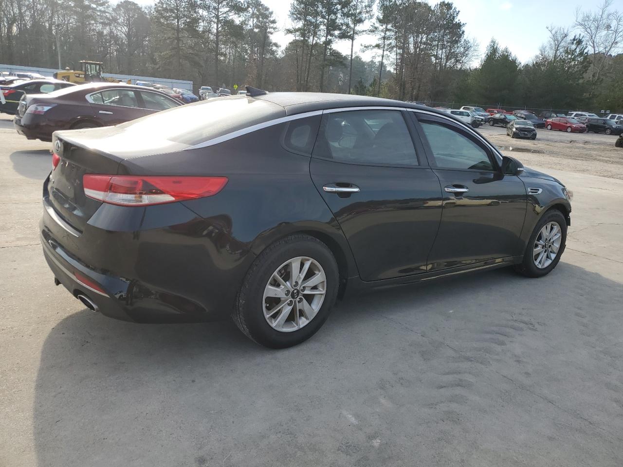 2018 Kia Optima - Image 3