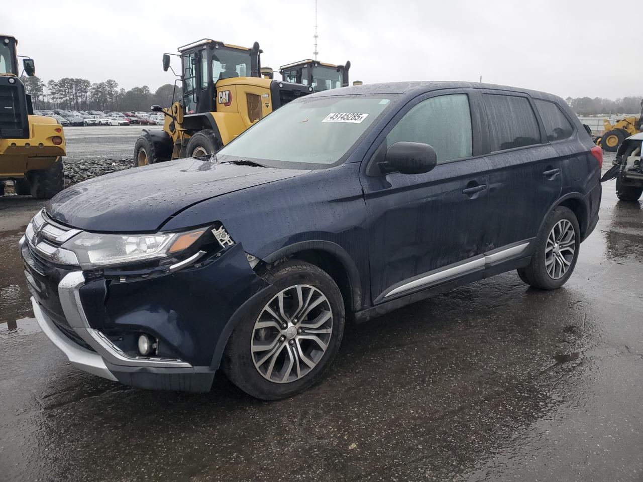 2018 Mitsubishi Outlander - Image 1