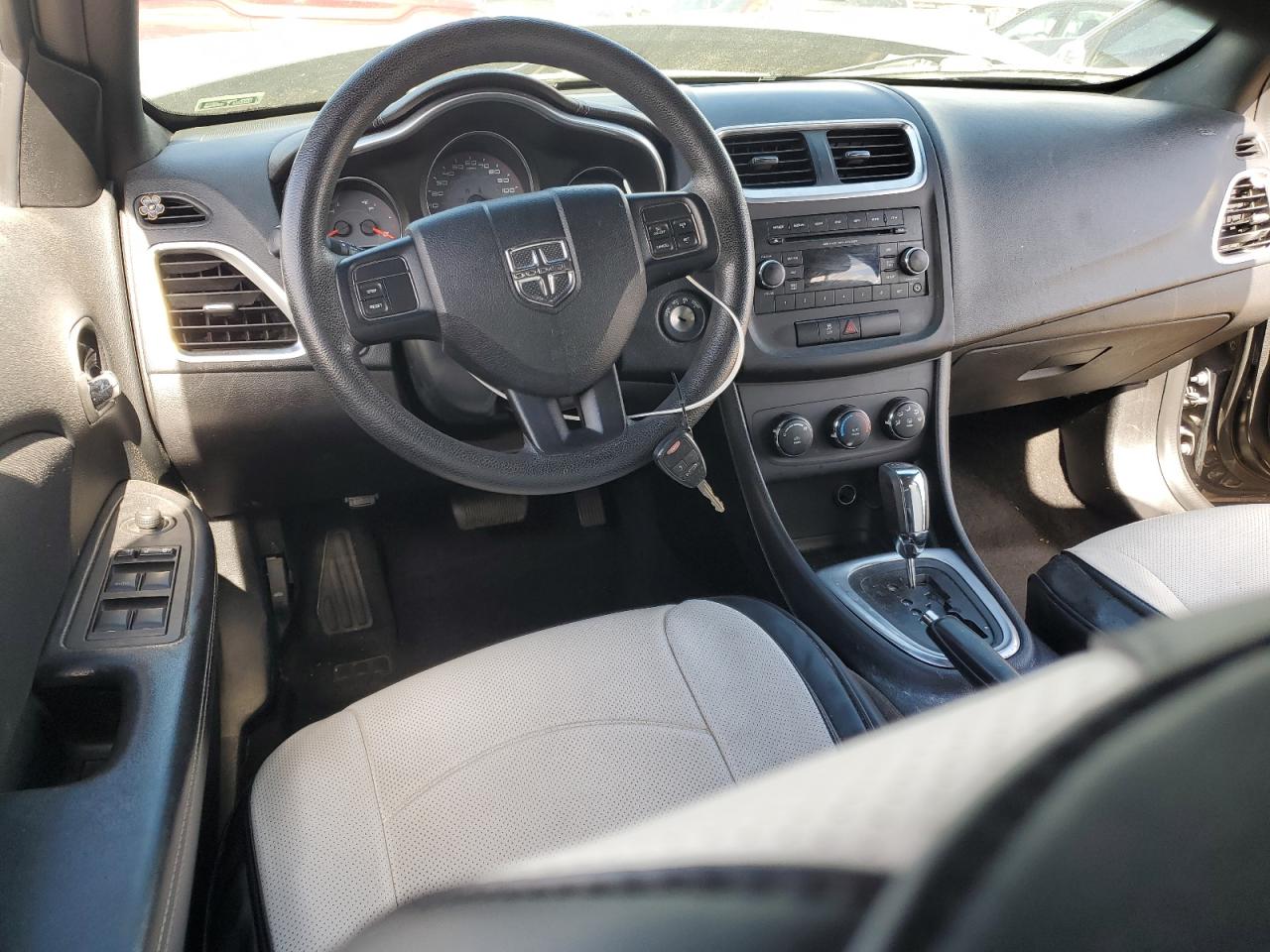 2013 Dodge Avenger - Image 8