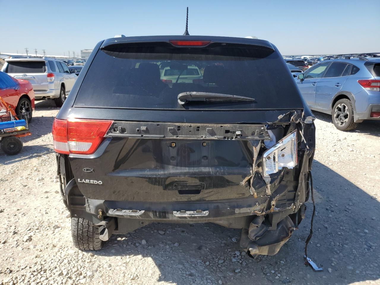 2012 Jeep Grand Cherokee - Image 6
