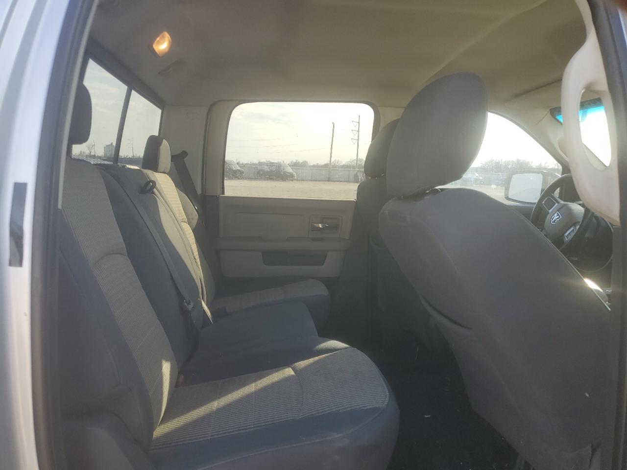 2010 Dodge RAM - Image 10