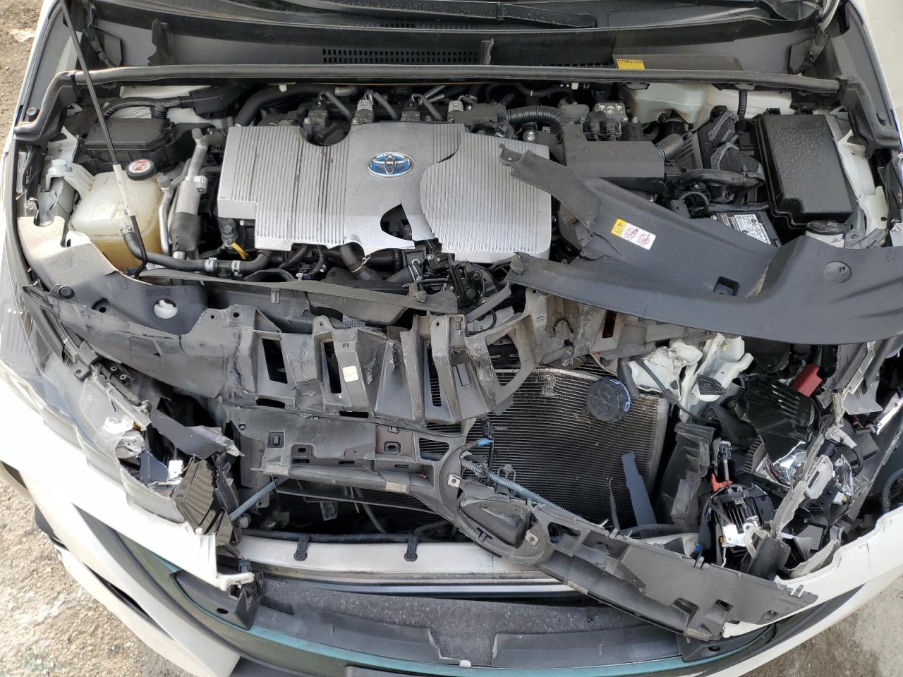 2017 Toyota Prius - Image 13