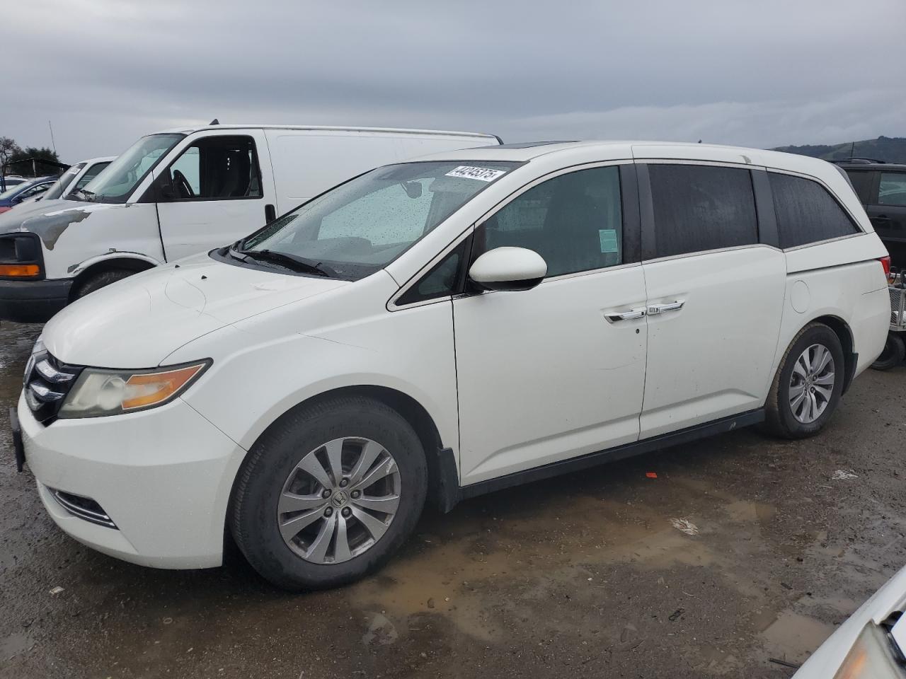2014 Honda Odyssey - Image 1