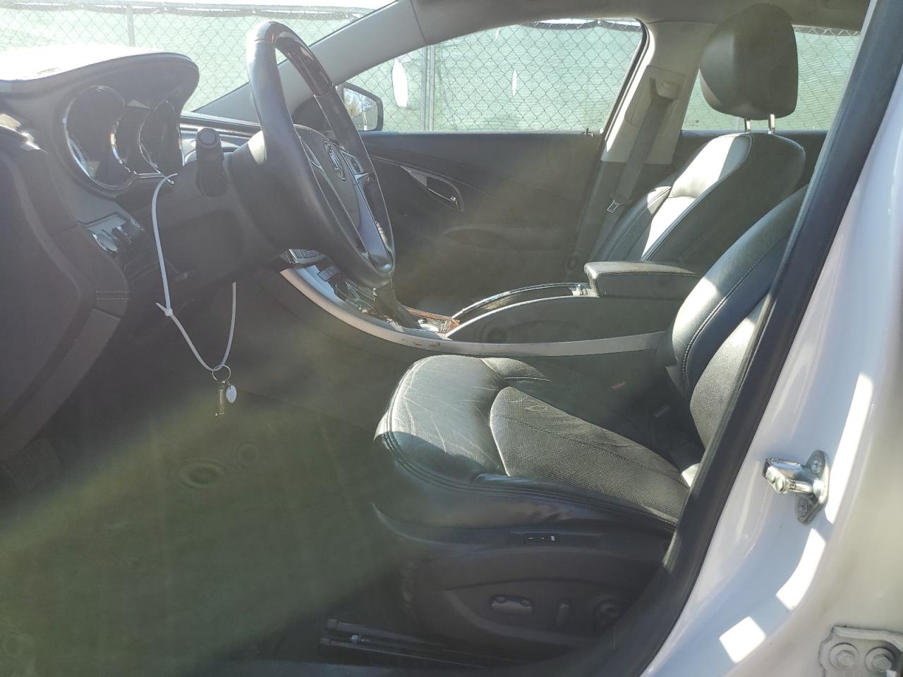 2010 Buick LaCrosse - Image 7
