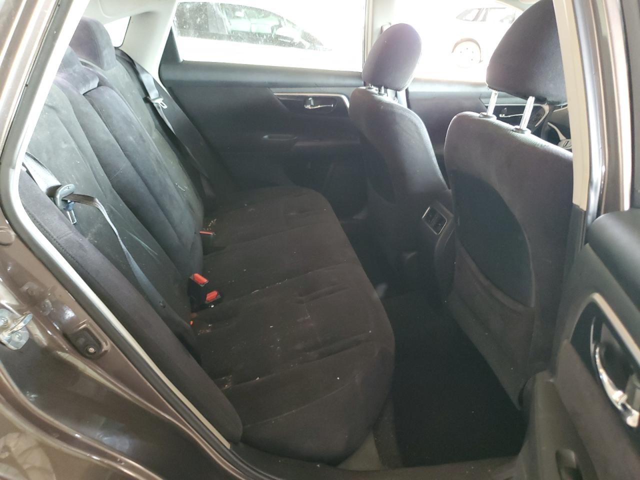 2013 Nissan Altima - Image 10