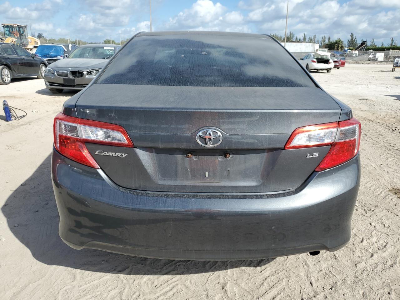 2012 Toyota Camry - Image 6