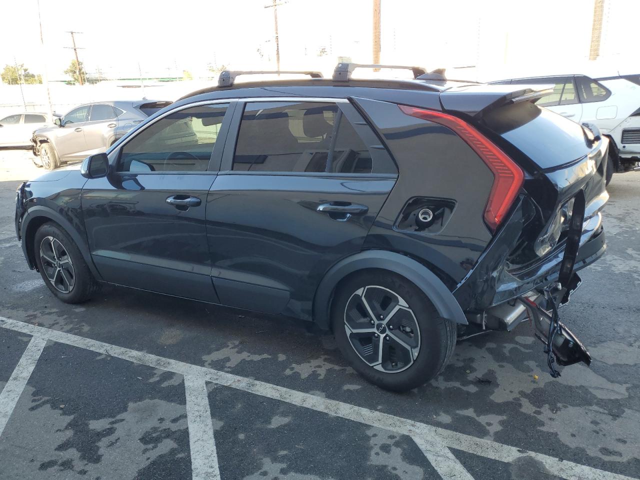 2023 Kia Niro - Image 2