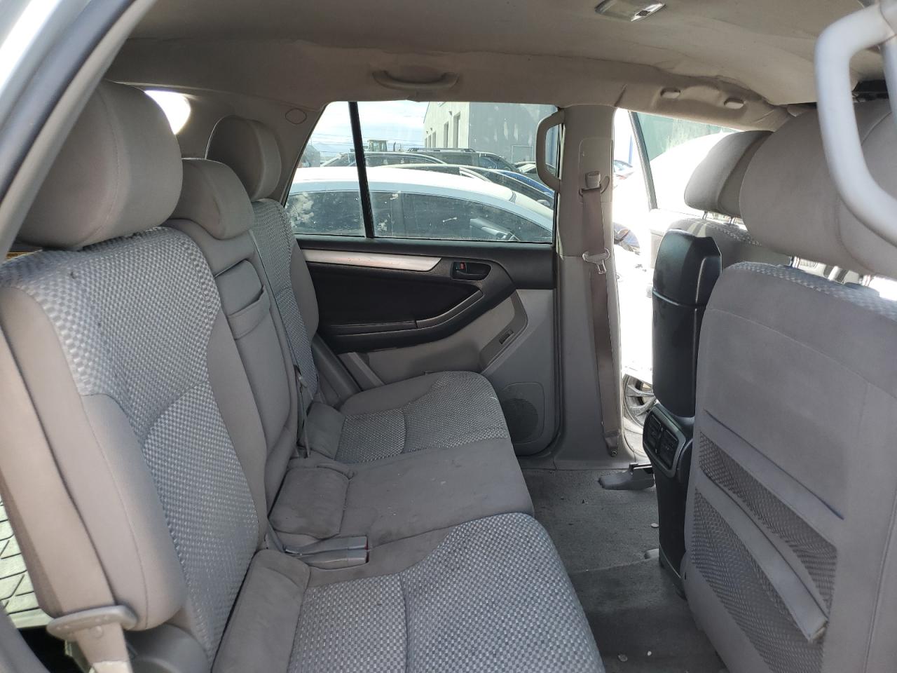 2007 Toyota 4Runner - Image 11