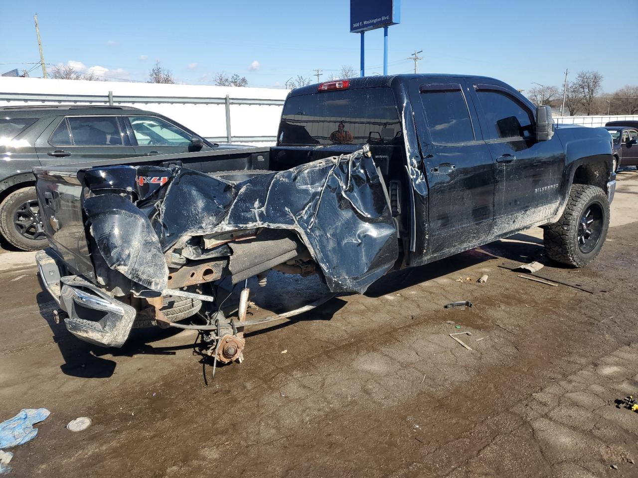 2015 Chevrolet Silverado - Image 3