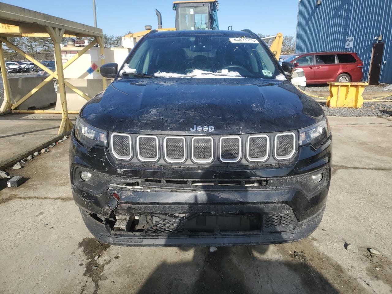 2022 Jeep Compass - Image 5