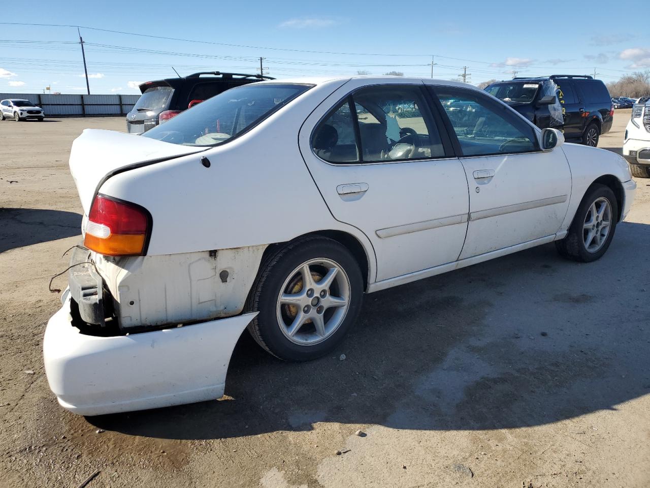 1998 Nissan Altima - Image 3