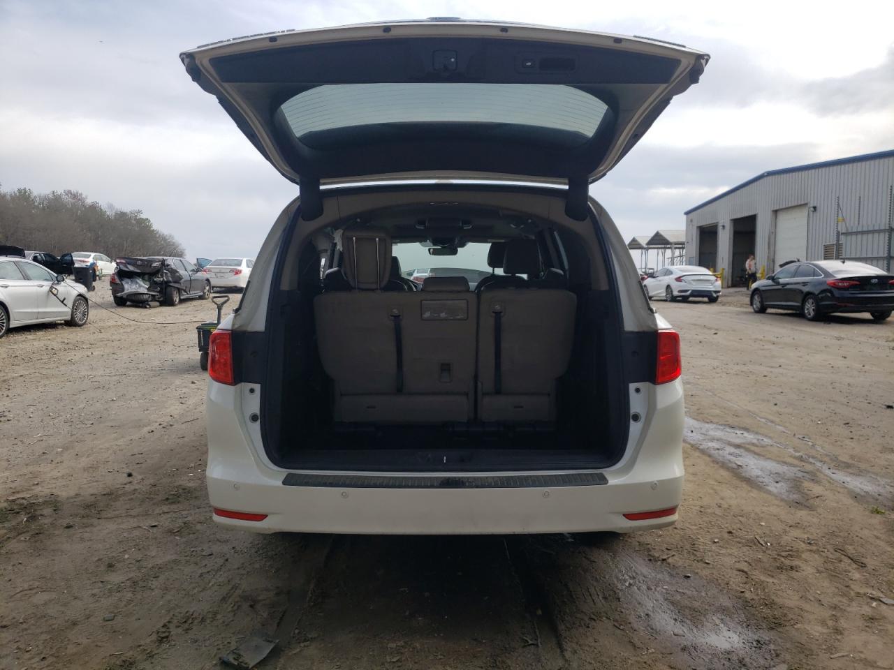 2018 Honda Odyssey - Image 6