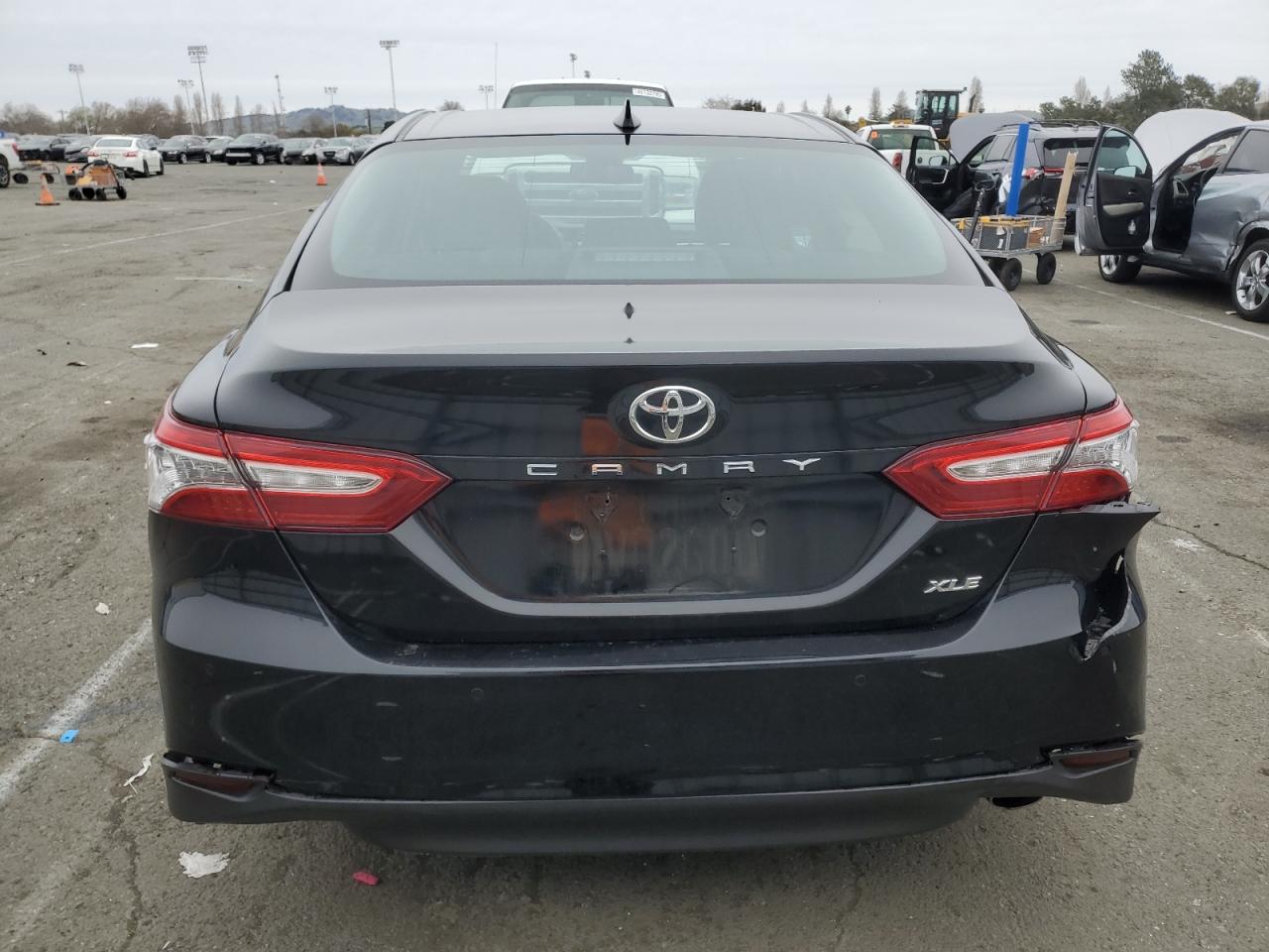 2018 Toyota Camry - Image 6