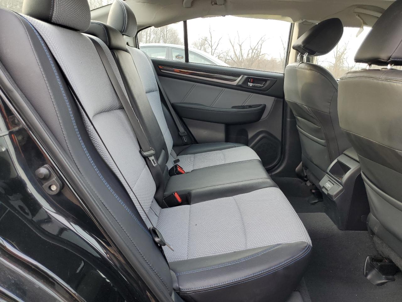 2018 Subaru Legacy - Image 11