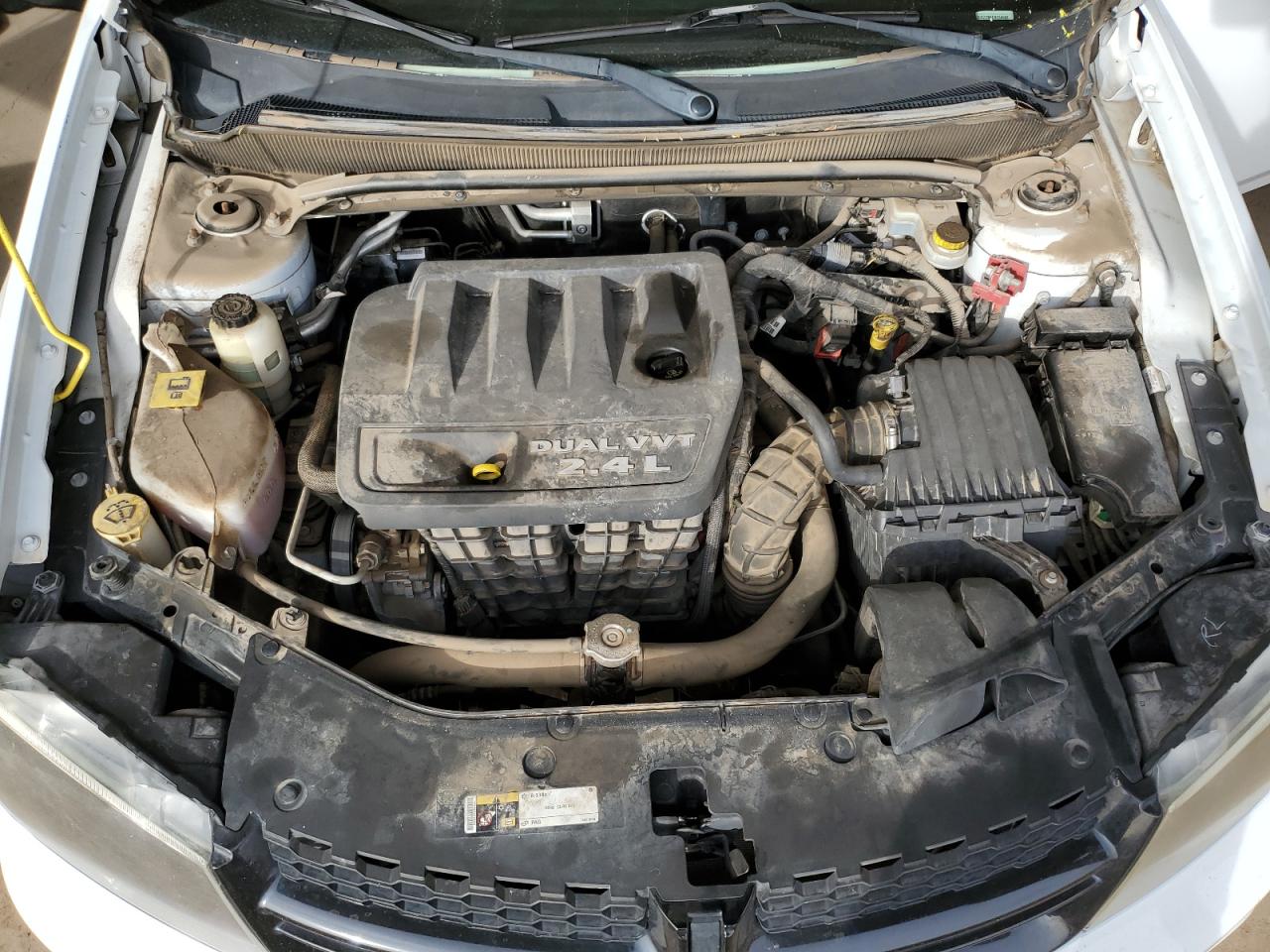 2014 Dodge Avenger - Image 12