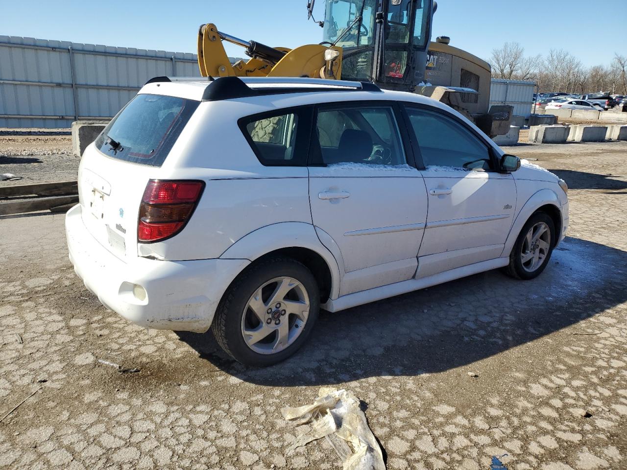 2007 Pontiac Vibe - Image 3