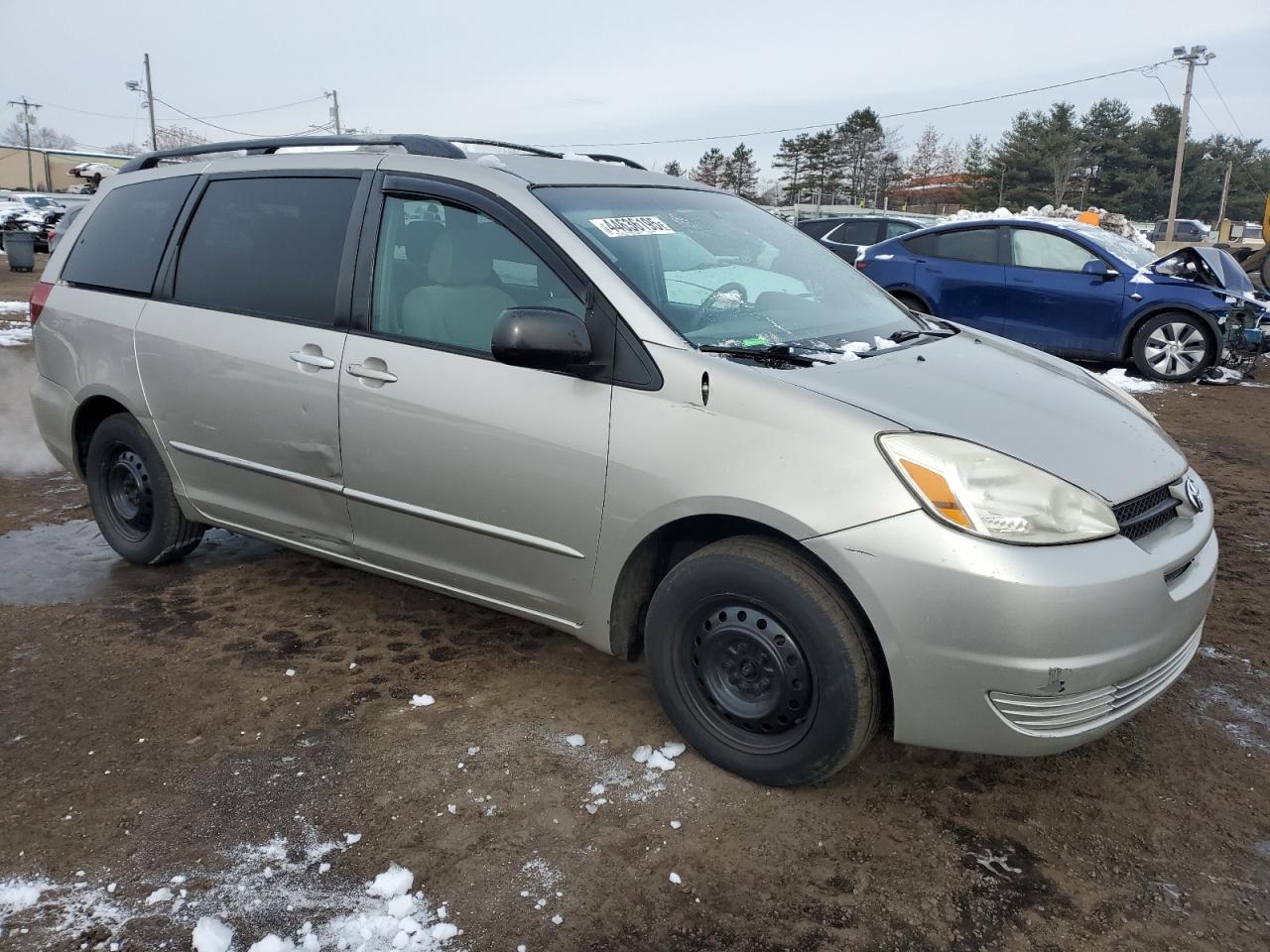 2004 Toyota Sienna - Image 4