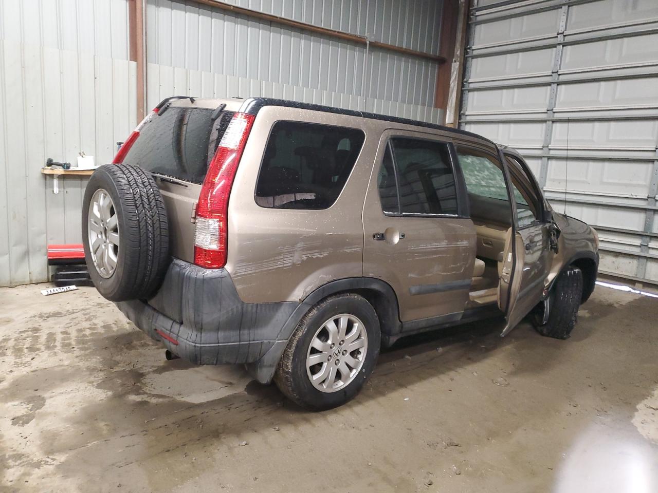 2005 Honda CR-V - Image 3