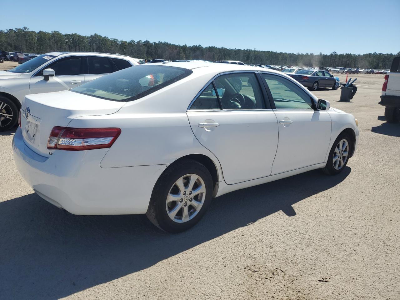 2010 Toyota Camry - Image 3