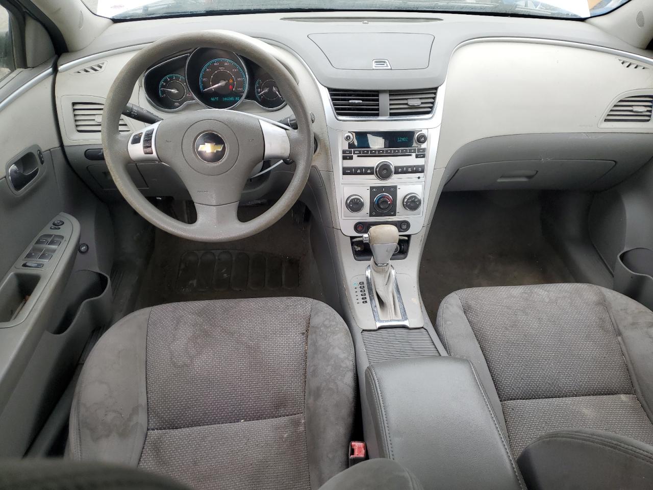 2010 Chevrolet Malibu - Image 8