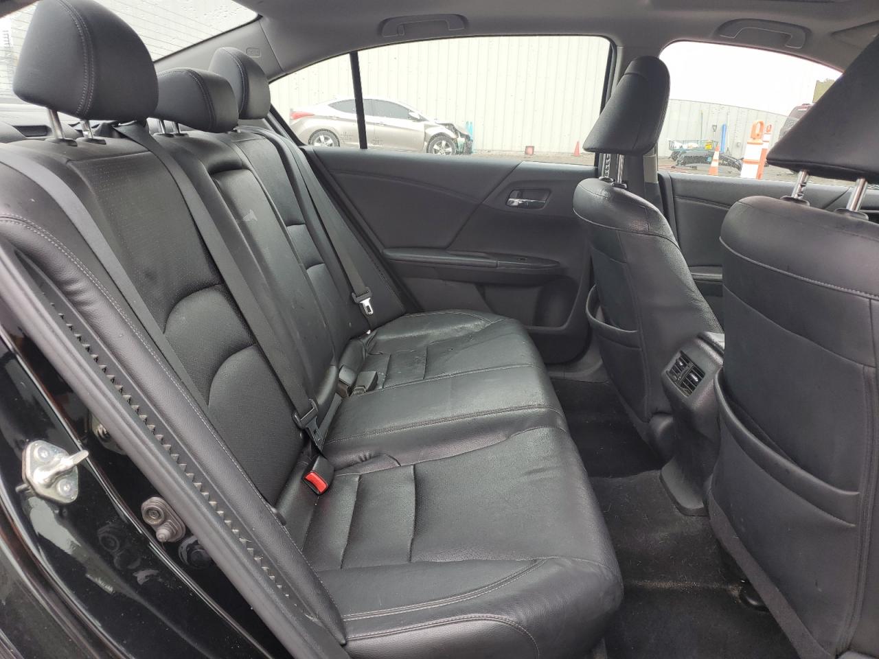 2015 Honda Accord - Image 10