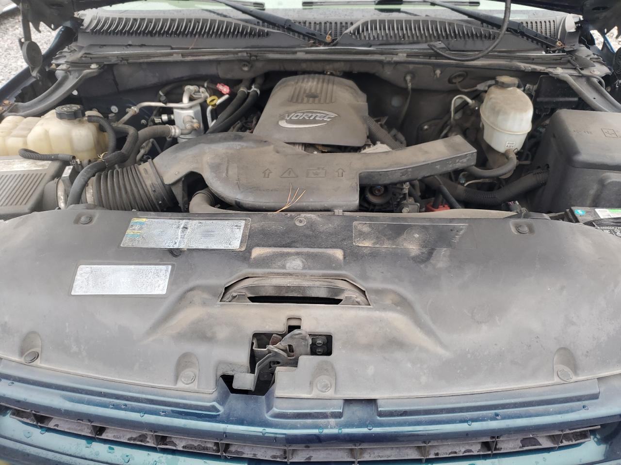 2006 Chevrolet Tahoe - Image 12