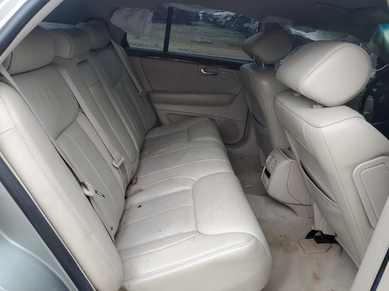 2006 Cadillac DTS - Image 11