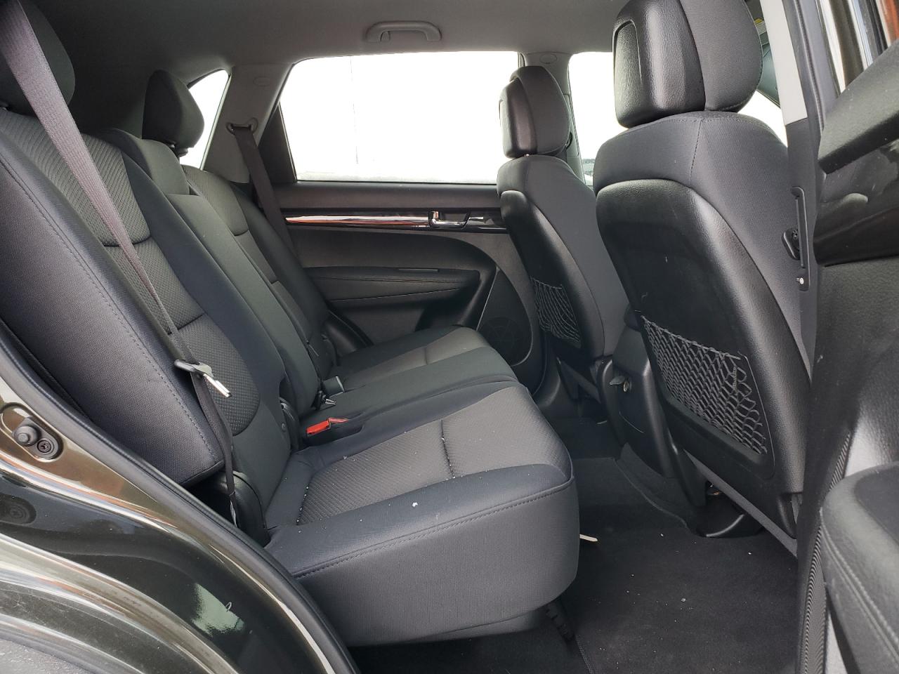 2012 Kia Sorento - Image 11