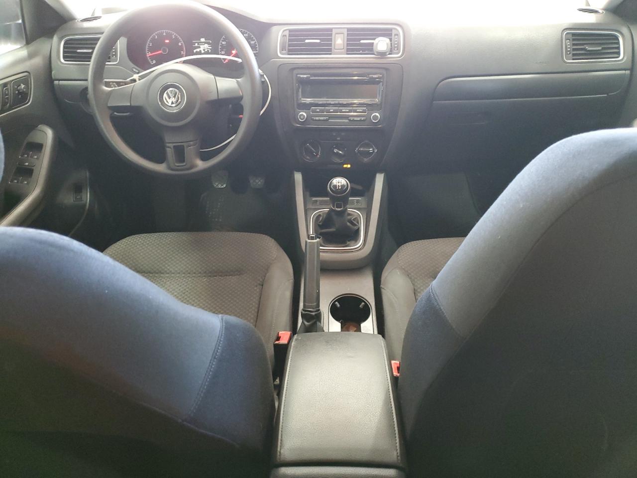 2014 Volkswagen Jetta - Image 8
