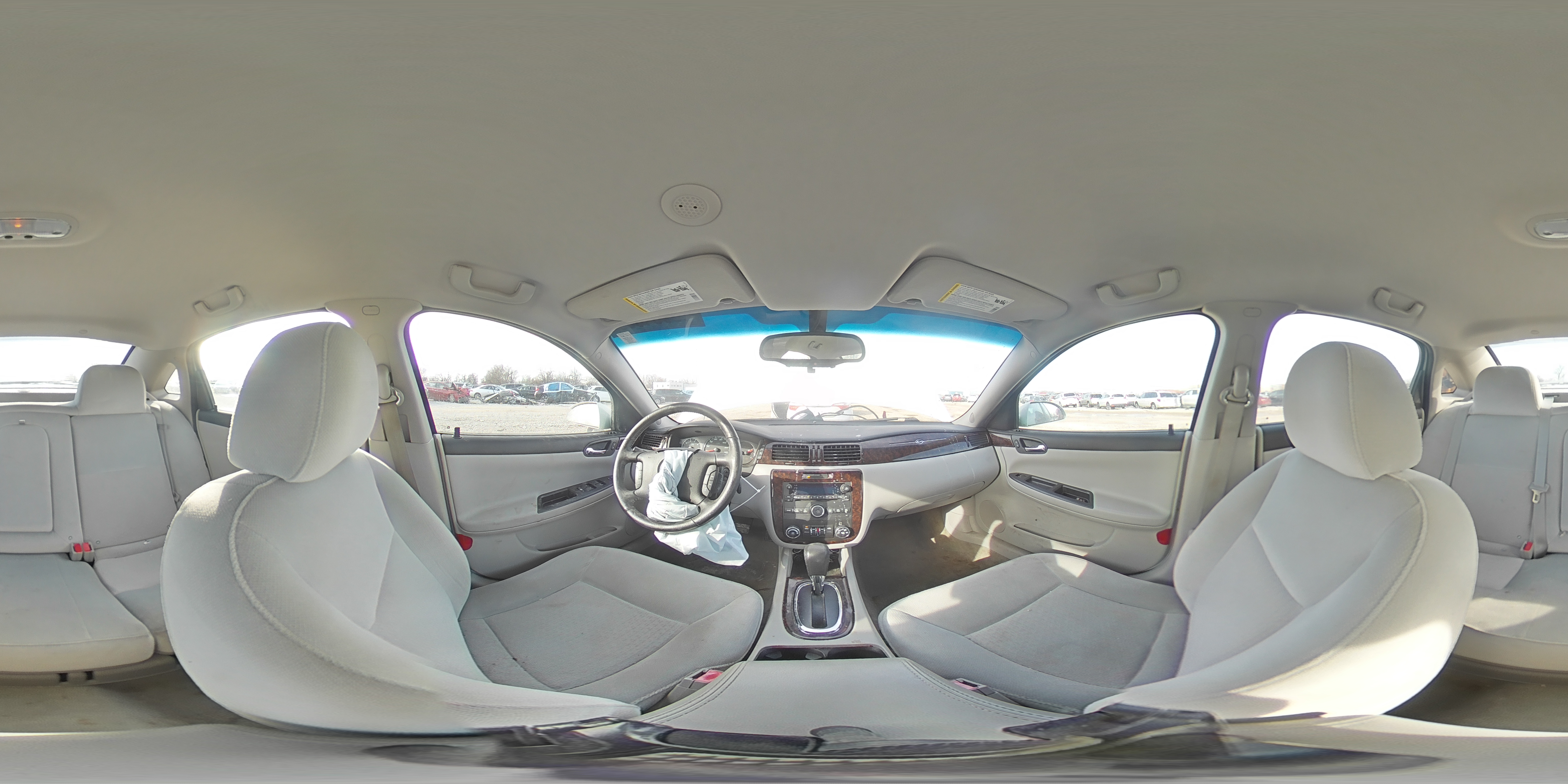 2013 Chevrolet Impala - Image 13