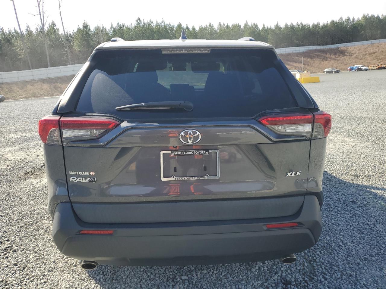 2019 Toyota RAV 4 - Image 6
