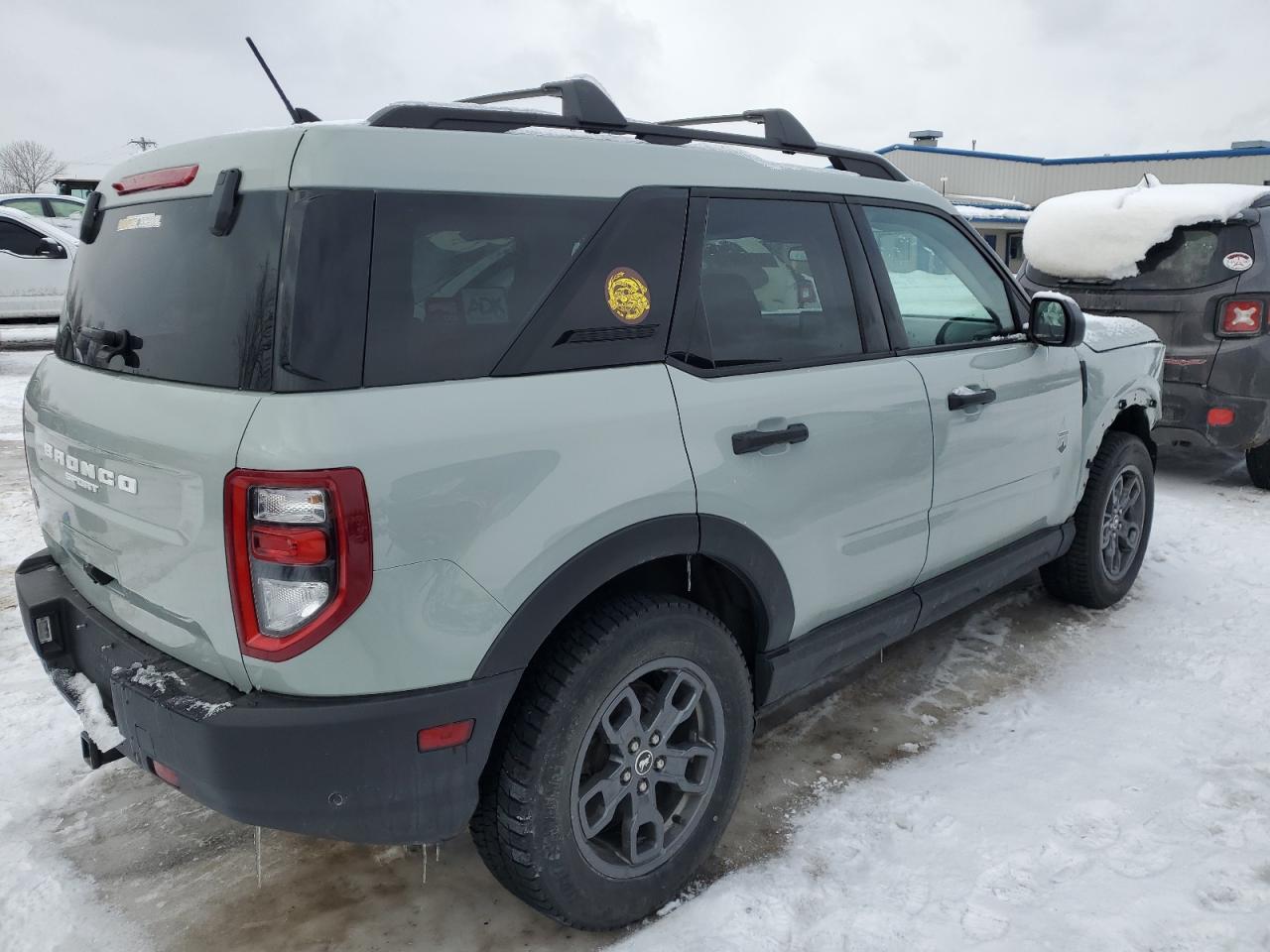 2022 Ford Bronco - Image 3