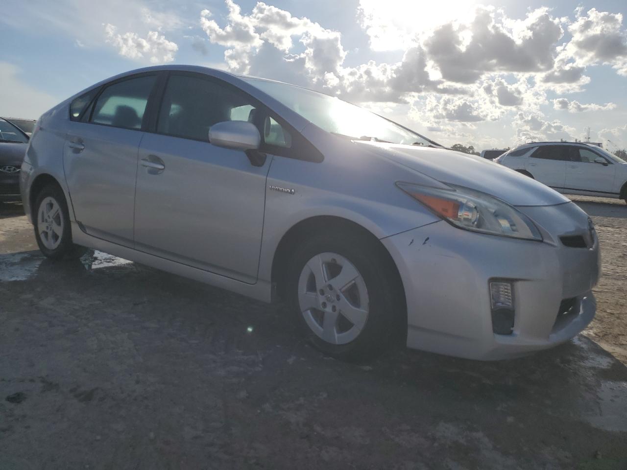 2010 Toyota Prius - Image 4